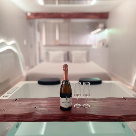 A La Folie - Loft & Spa Montrevault Eksteriør billede