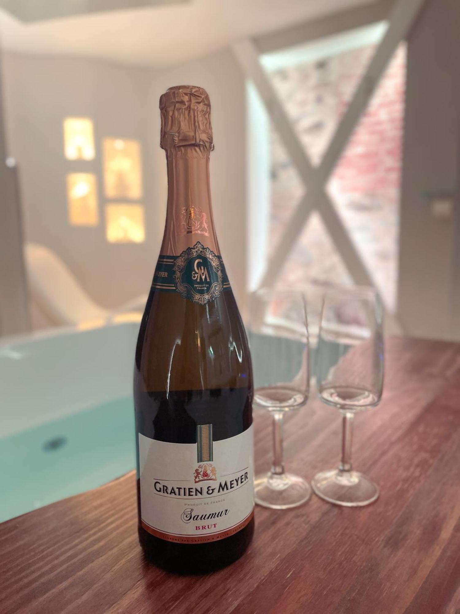 A La Folie - Loft & Spa Montrevault Eksteriør billede